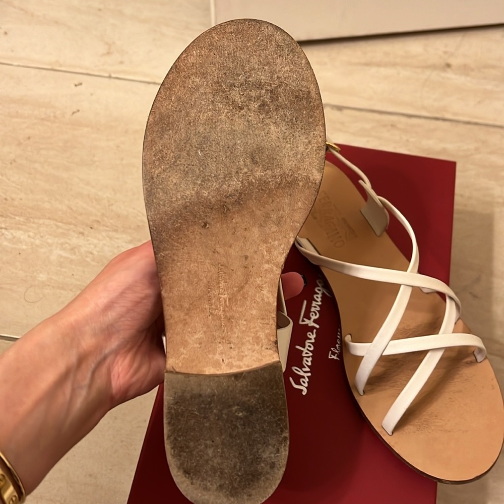 Salvatore Ferragamo sandals - Picture 2 of 3